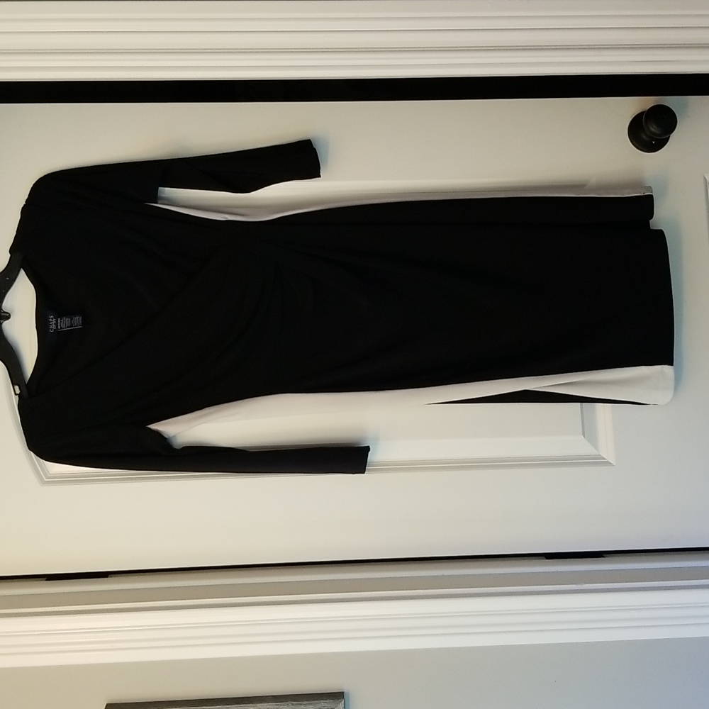 Black vneck dress with white racing stripe